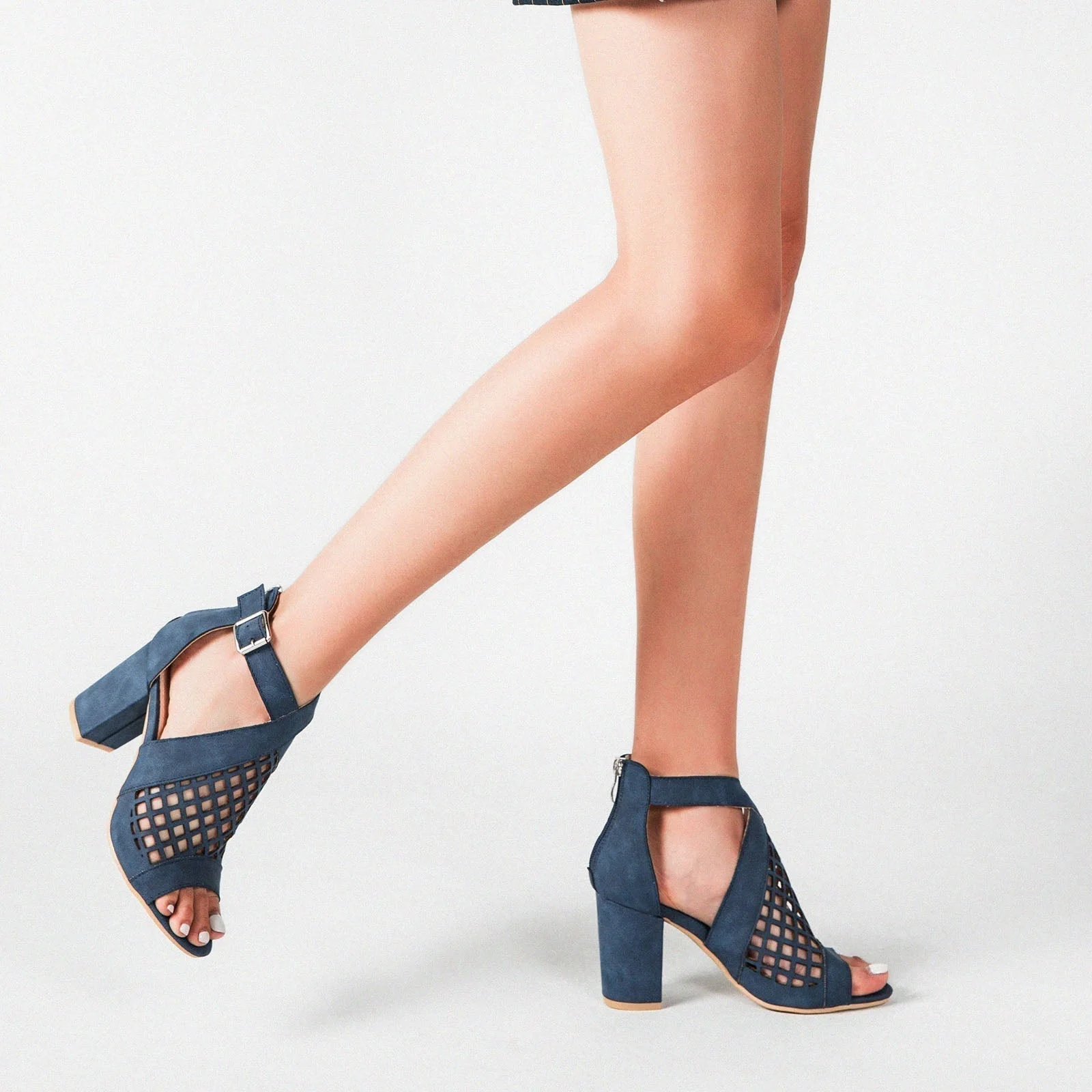 Heidi-Mode | Stylische & Bequeme Absätze - Image 11