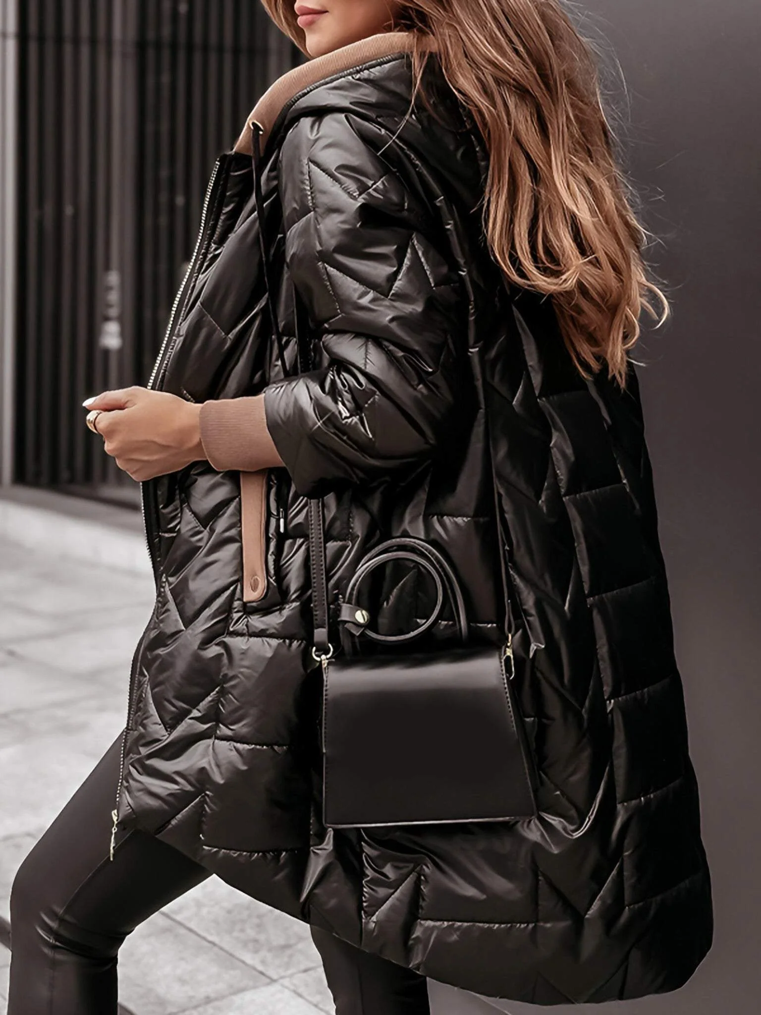 Heidi-Mode | Stylische Kapuzenjacke