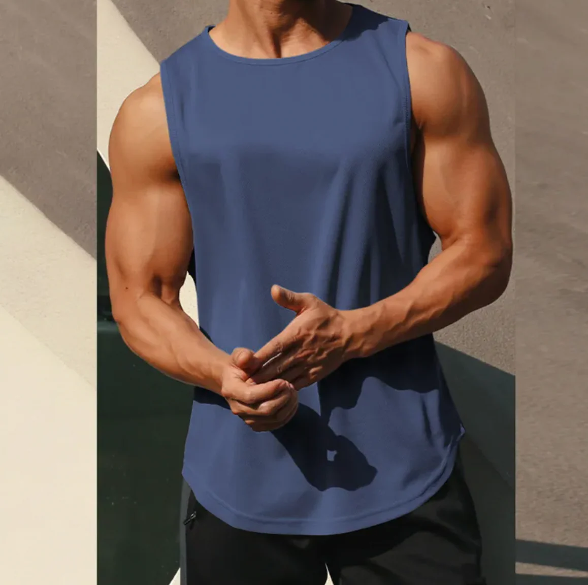 Heidi-Mode | Stylisches Fitness Tanktop - Image 2