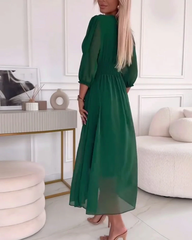 Heidi-Mode | Unifarbenes Tailliertes Kleid mit V-Ausschnitt - Image 2