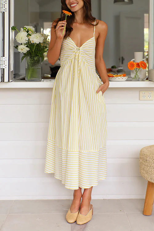 Heidi-Mode | Rosiedress V-Ausschnitt Schnürung Gestreiftes Midi Cami Kleid - Image 16