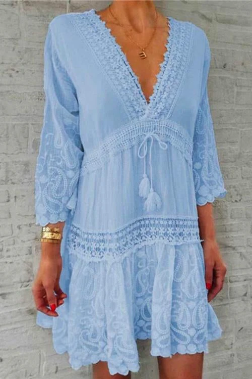 Heidi-Mode | Rosiedress V-Ausschnitt Spitze Besatz Quasten Schwungkleid
