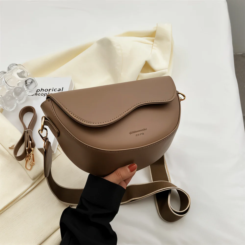Heidi-Mode | Veganer Leder Crossbody Bag Damen Modische Tasche - Image 9
