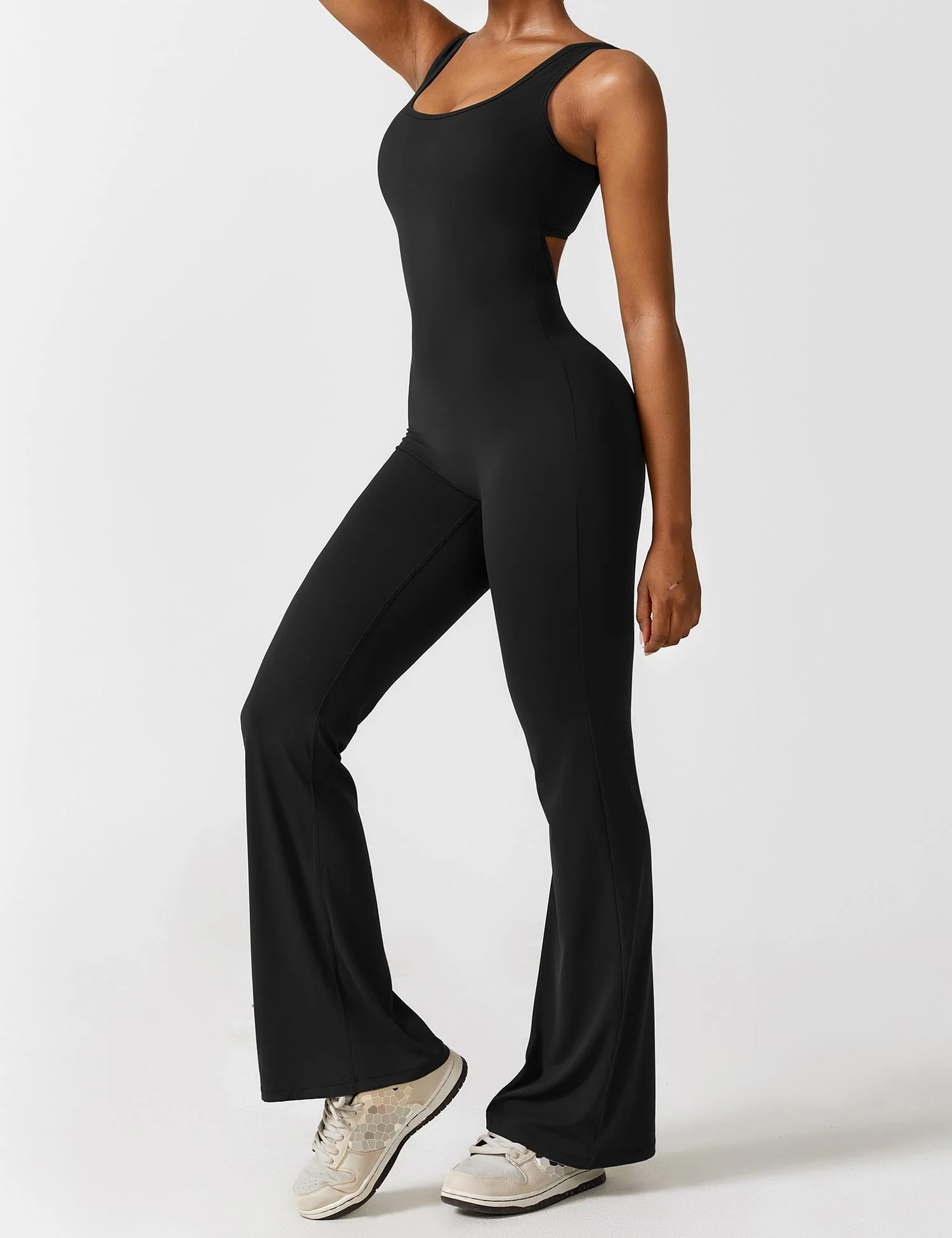 Heidi-Mode | V-Rücken Auslaufender Jumpsuit - Image 13