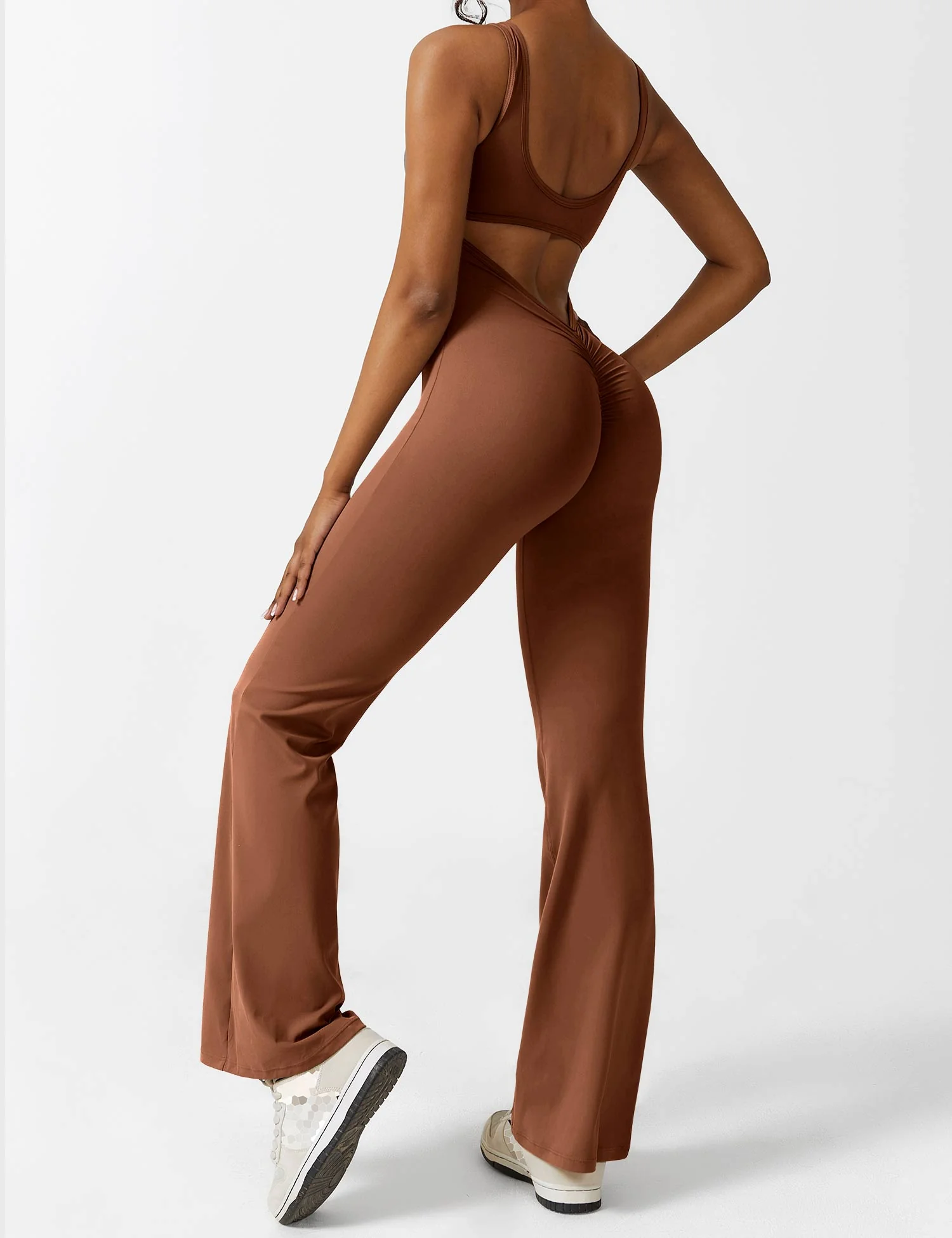 Heidi-Mode | V-Rücken Auslaufender Jumpsuit - Image 32