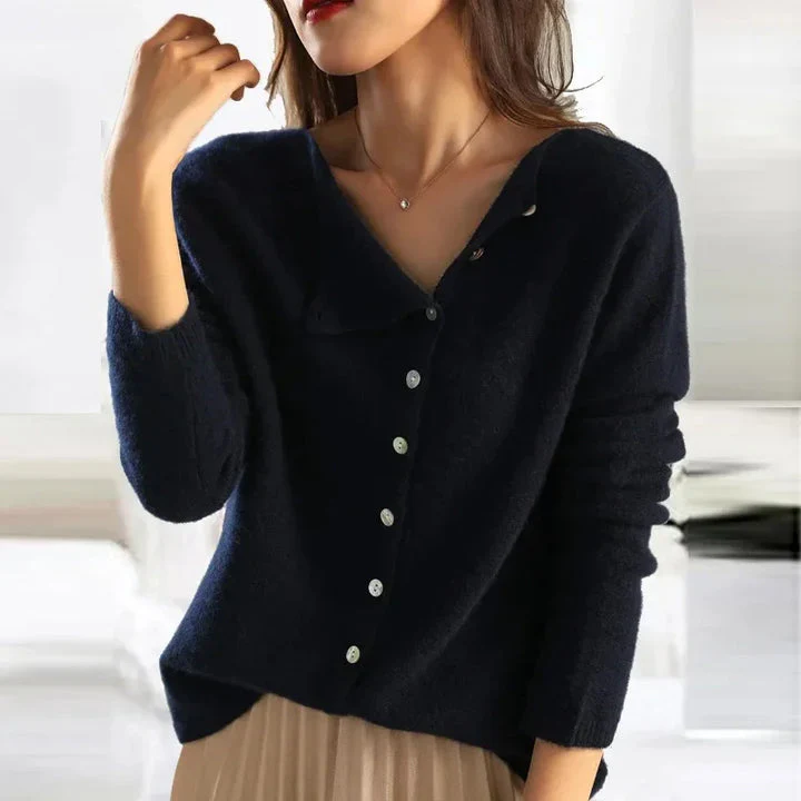 Heidi-Mode | Weiche Strickjacke mit Elegantem Knopfverschluss - Image 7