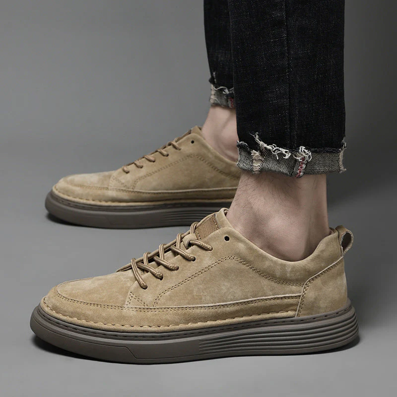 Heidi-Mode | Wildleder Low Top Sneaker - Image 3
