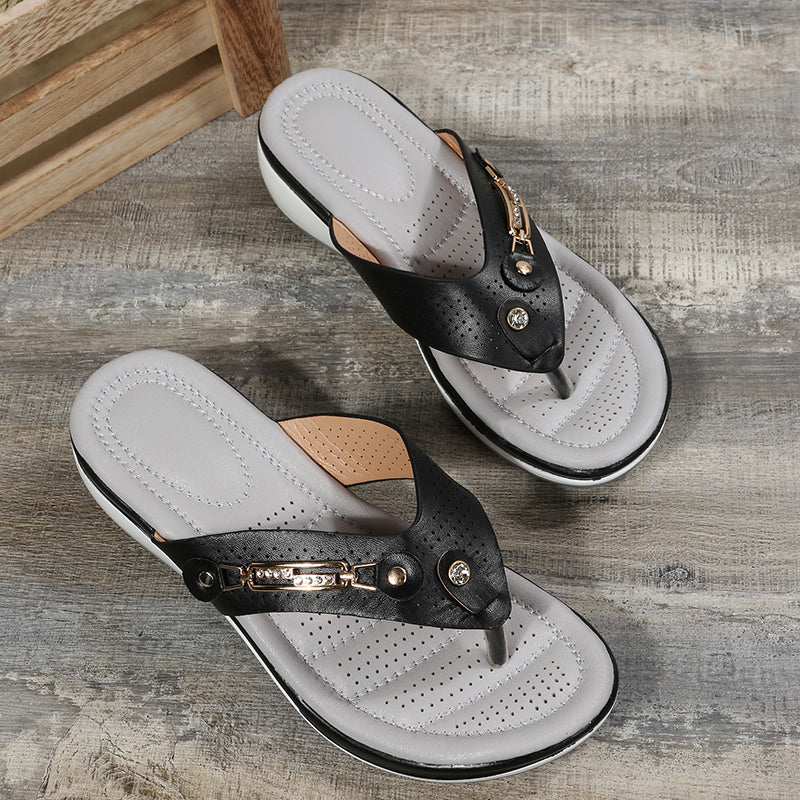 Heidi-Mode | Zehentrenner-Sandalen mit Niedrigem Absatz für Mehr Komfort - Image 13