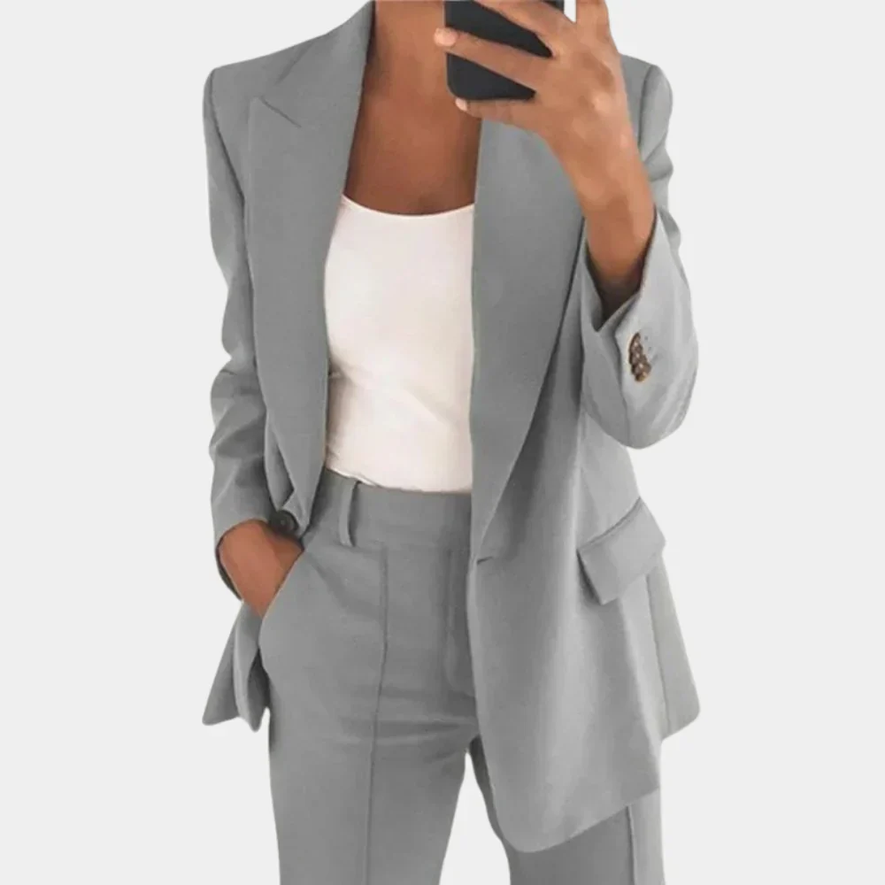Heidi-Mode | Zweiteiliges Blazer und Hosen Satz für Damen - Image 4