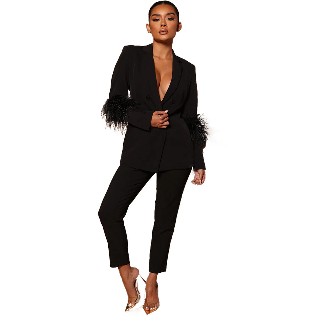 Heidi-Mode | Zweiteiliges Straußenfell-Revers für Damen - Image 6