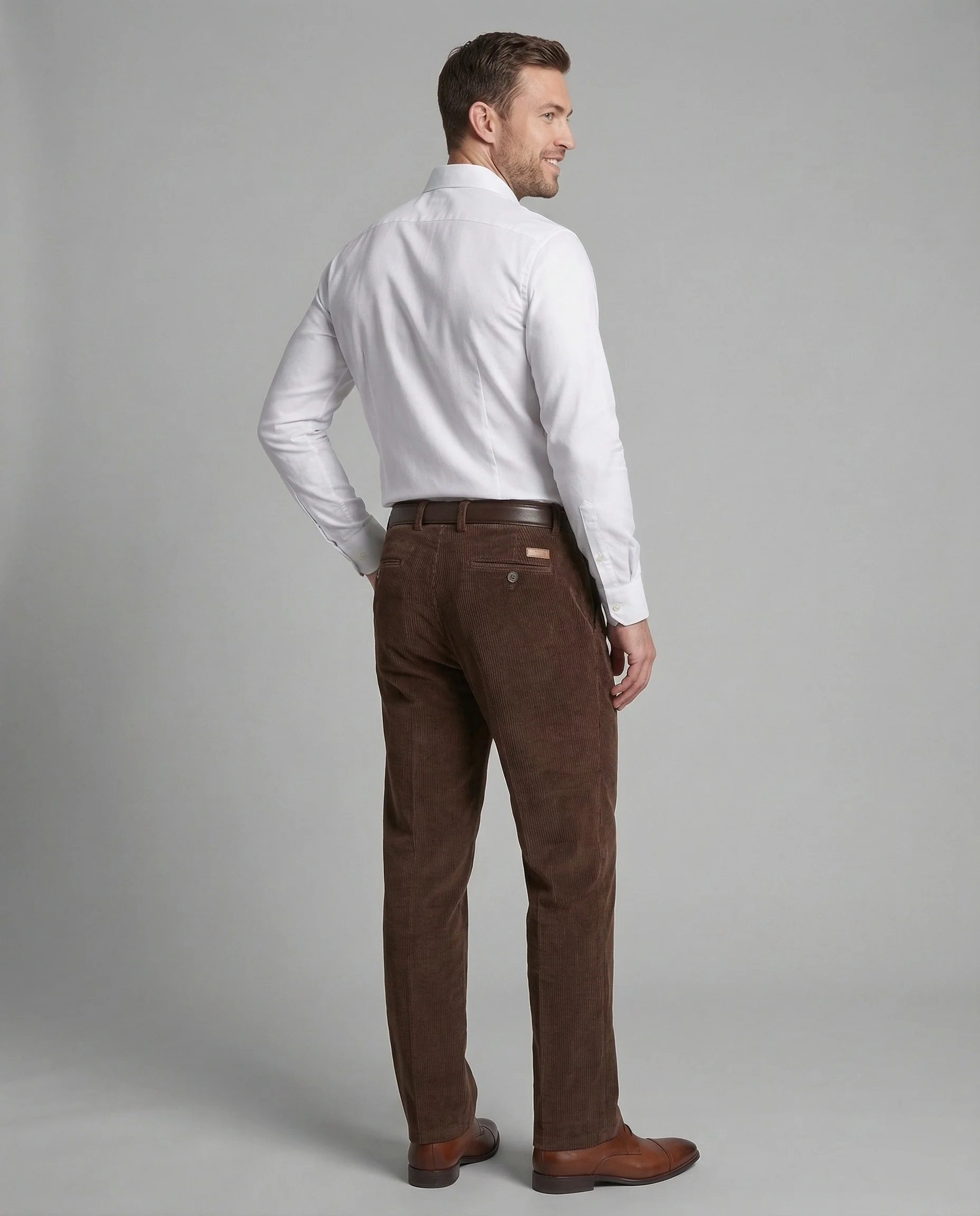 Herren Feincordhose mit Gürtelschlaufen - Image 8
