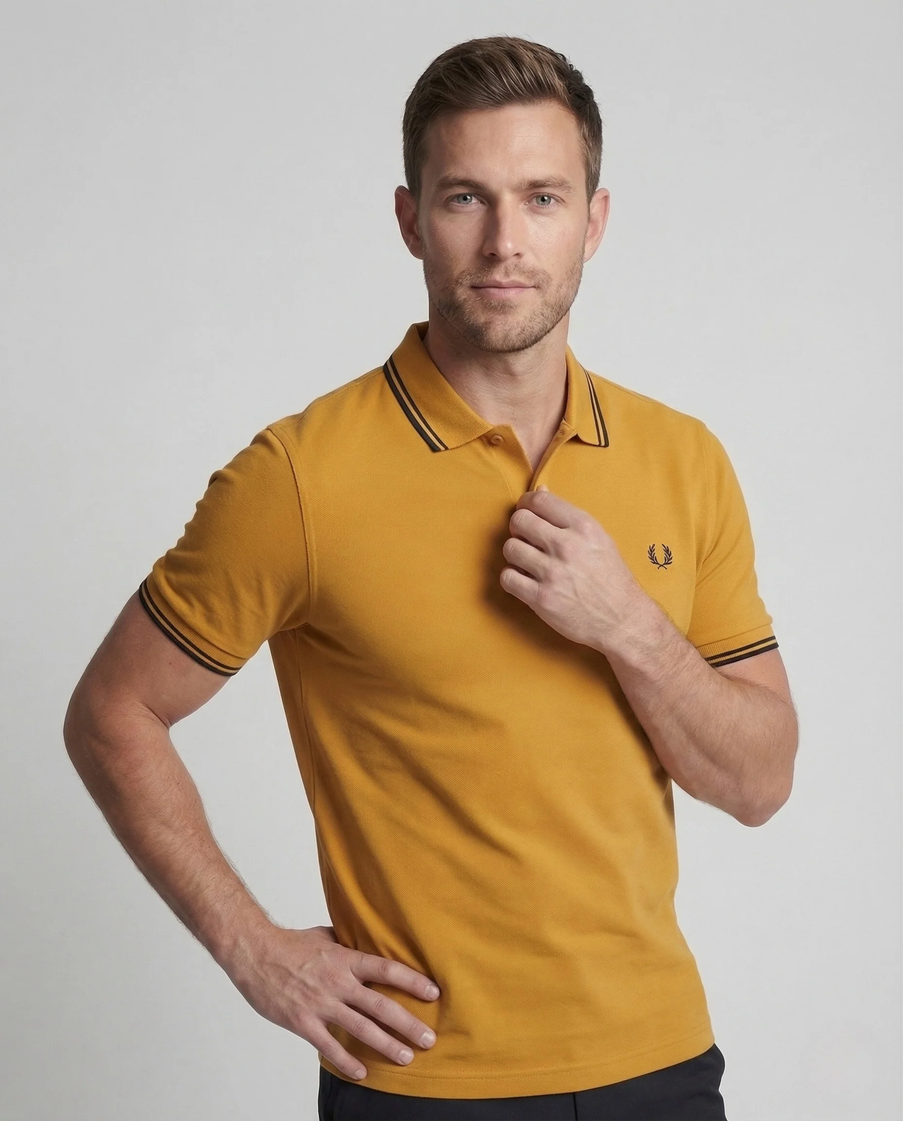 Herren Klassisches Piqué Poloshirt Slim Fit mit Brustlogo - Image 2