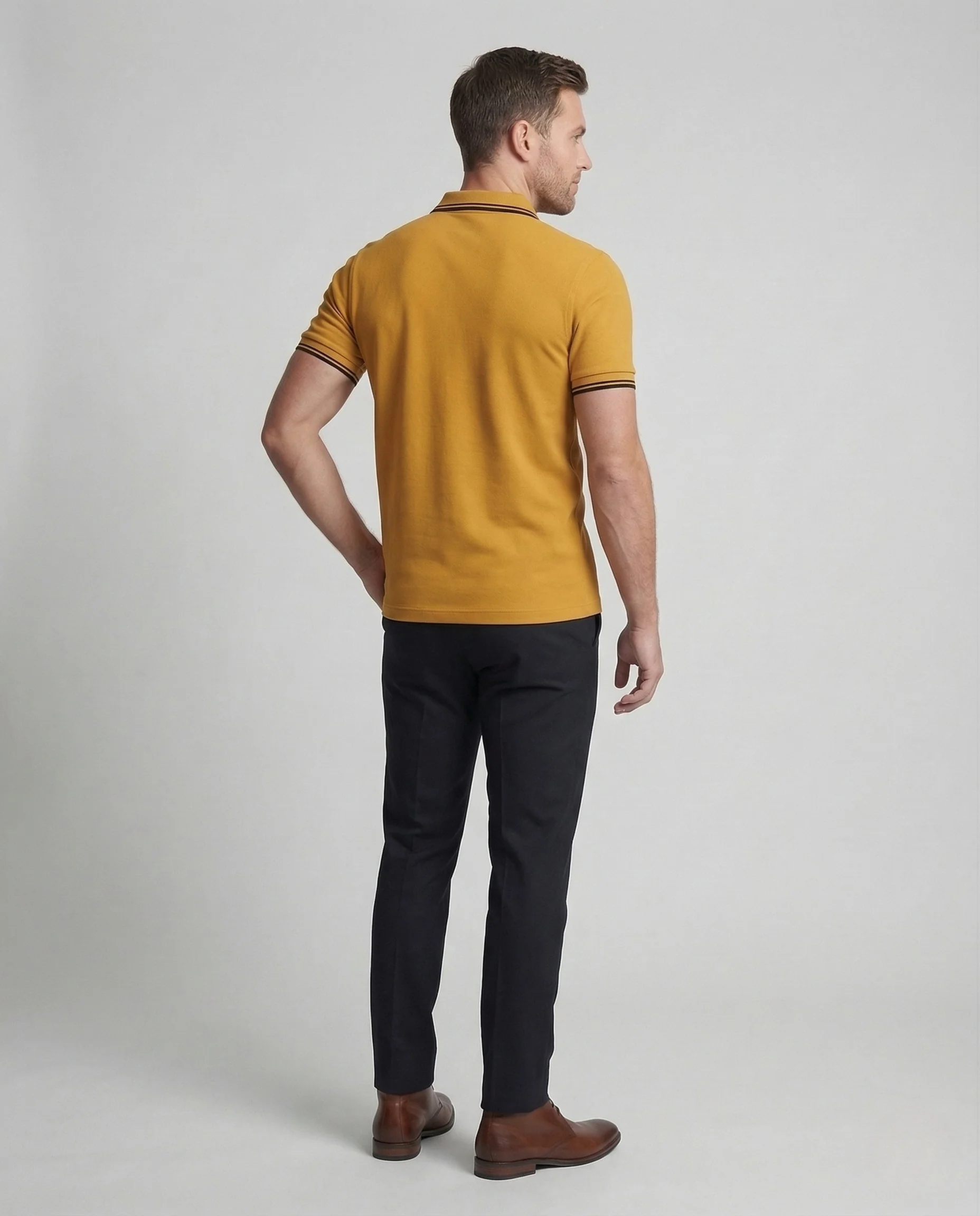 Herren Klassisches Piqué Poloshirt Slim Fit mit Brustlogo - Image 4