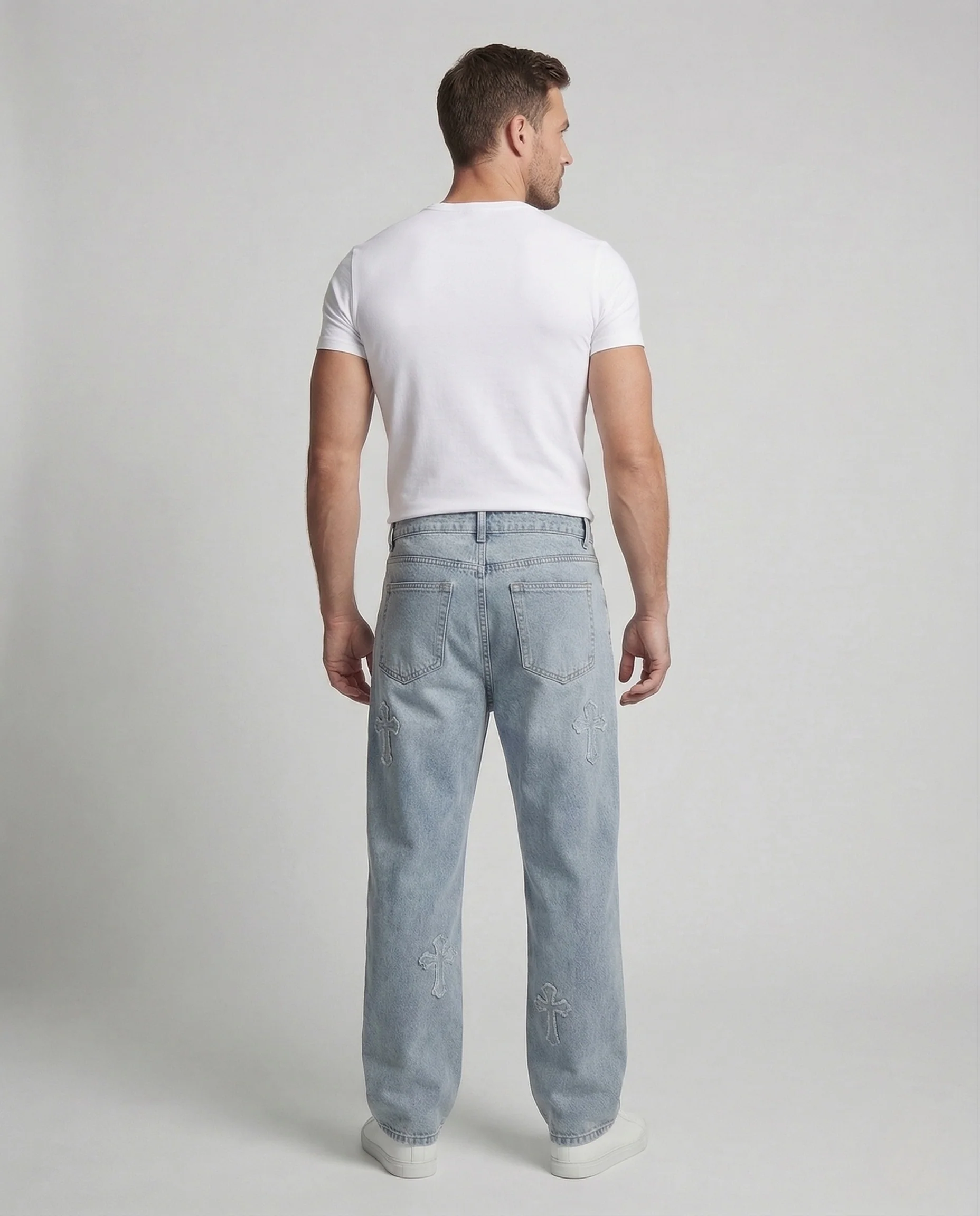 Herren Baggy Jeans mit Kreuz Applikationen Distressed Denim - Image 4