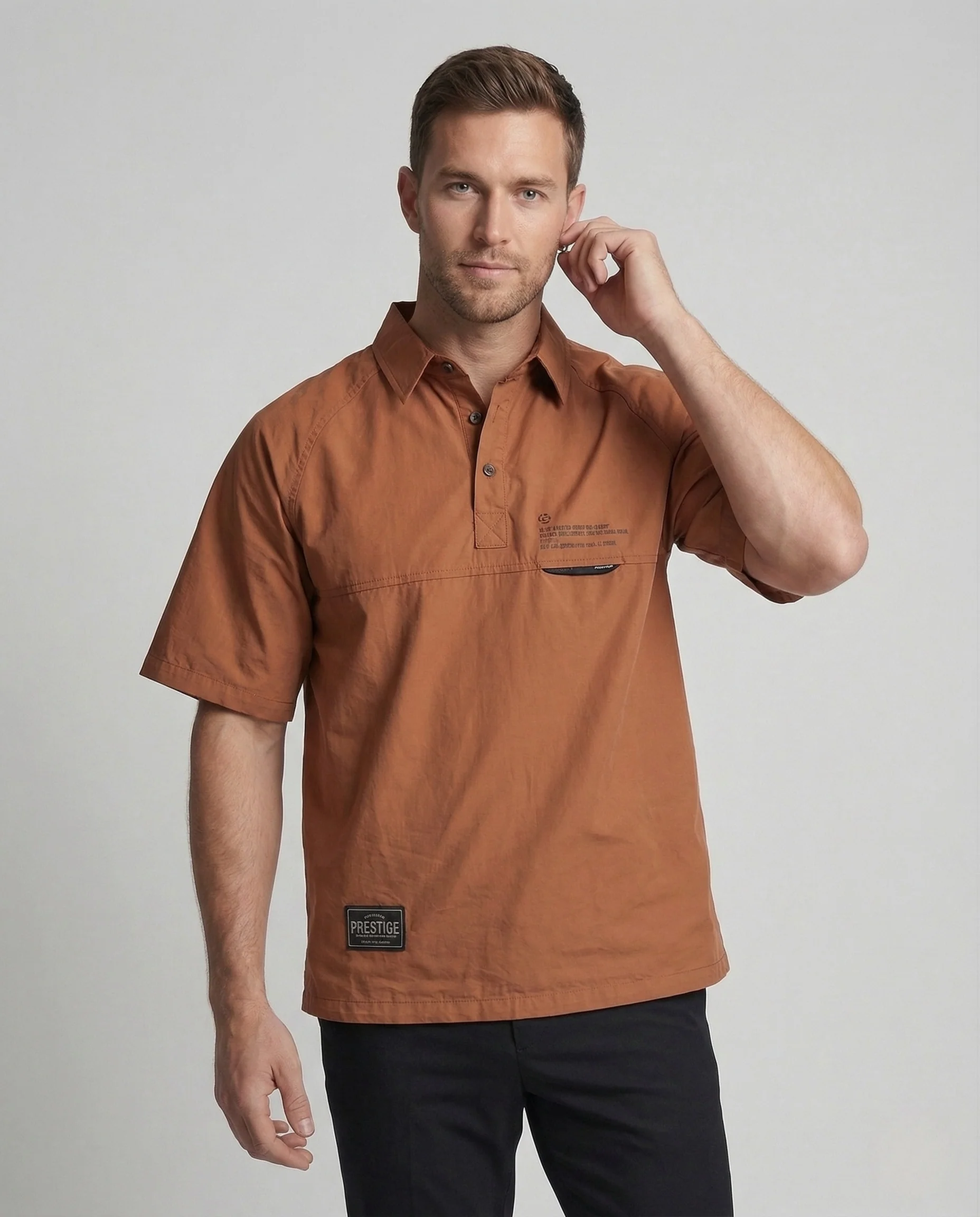 Herren Oversize Kurzarm Poloshirt mit Raglanärmeln und Logo Patch - Image 2