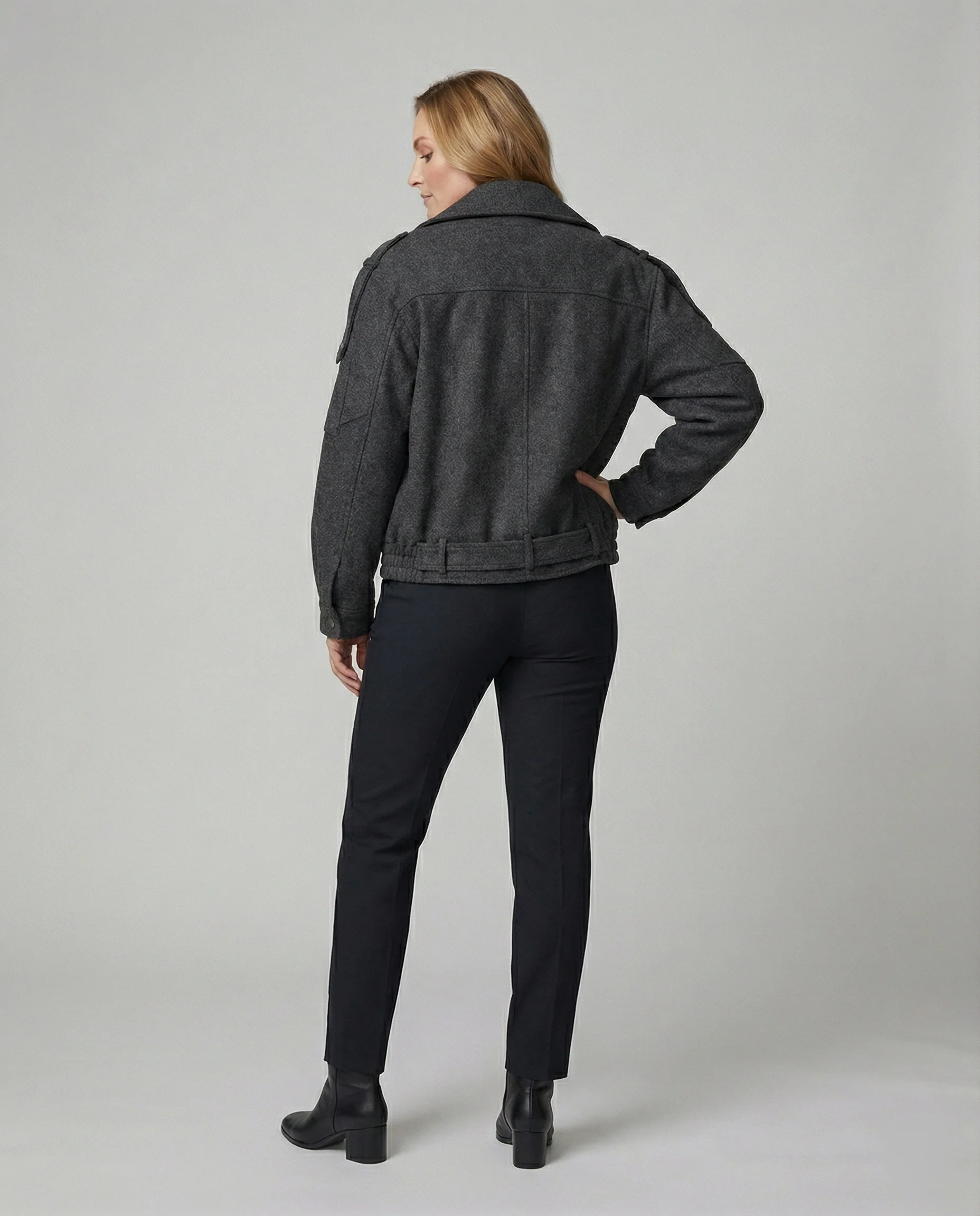 Weit geschnittene Wollmix-Bikerjacke mit großem Revers und Taillengürtel Heidi-Mode - Image 2