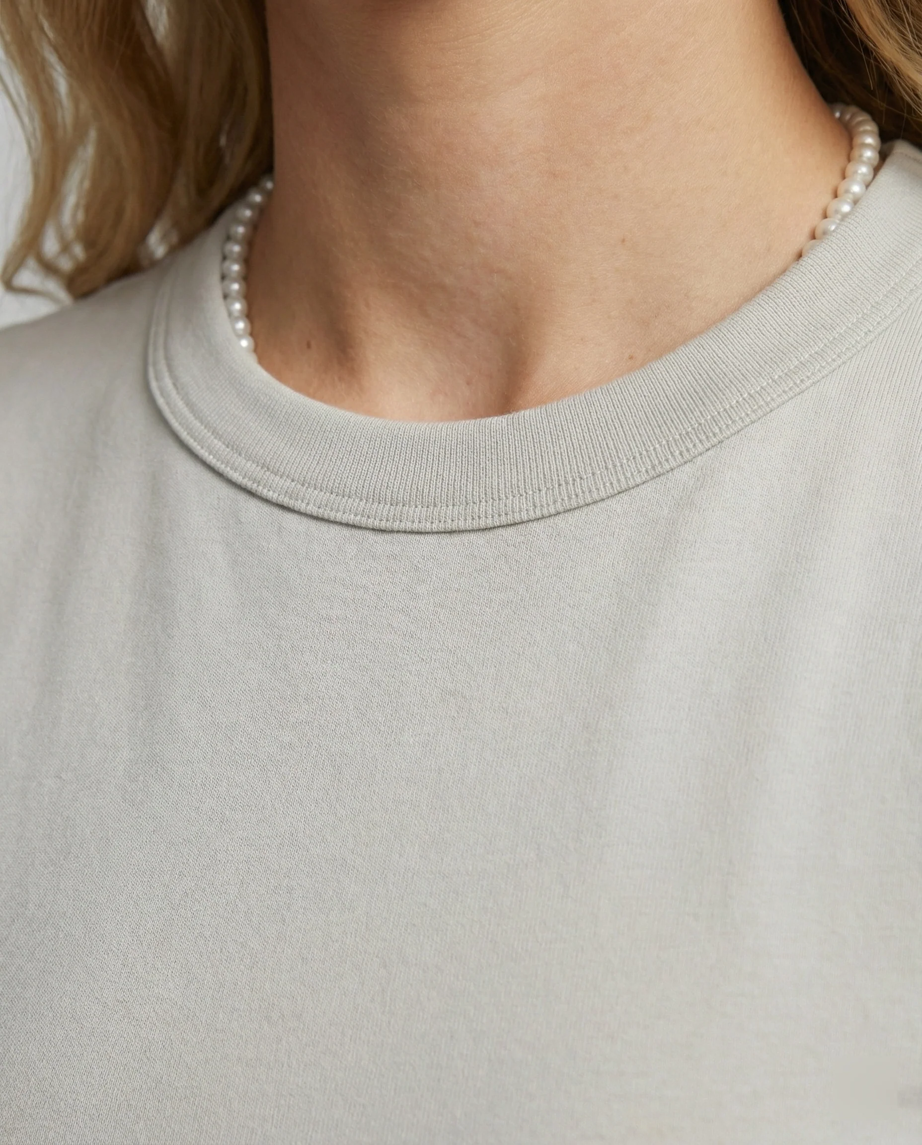 Körpernahes Damen T-Shirt aus Langstapel-Baumwolle mit Rundhalsausschnitt Slim-Fit - Image 2