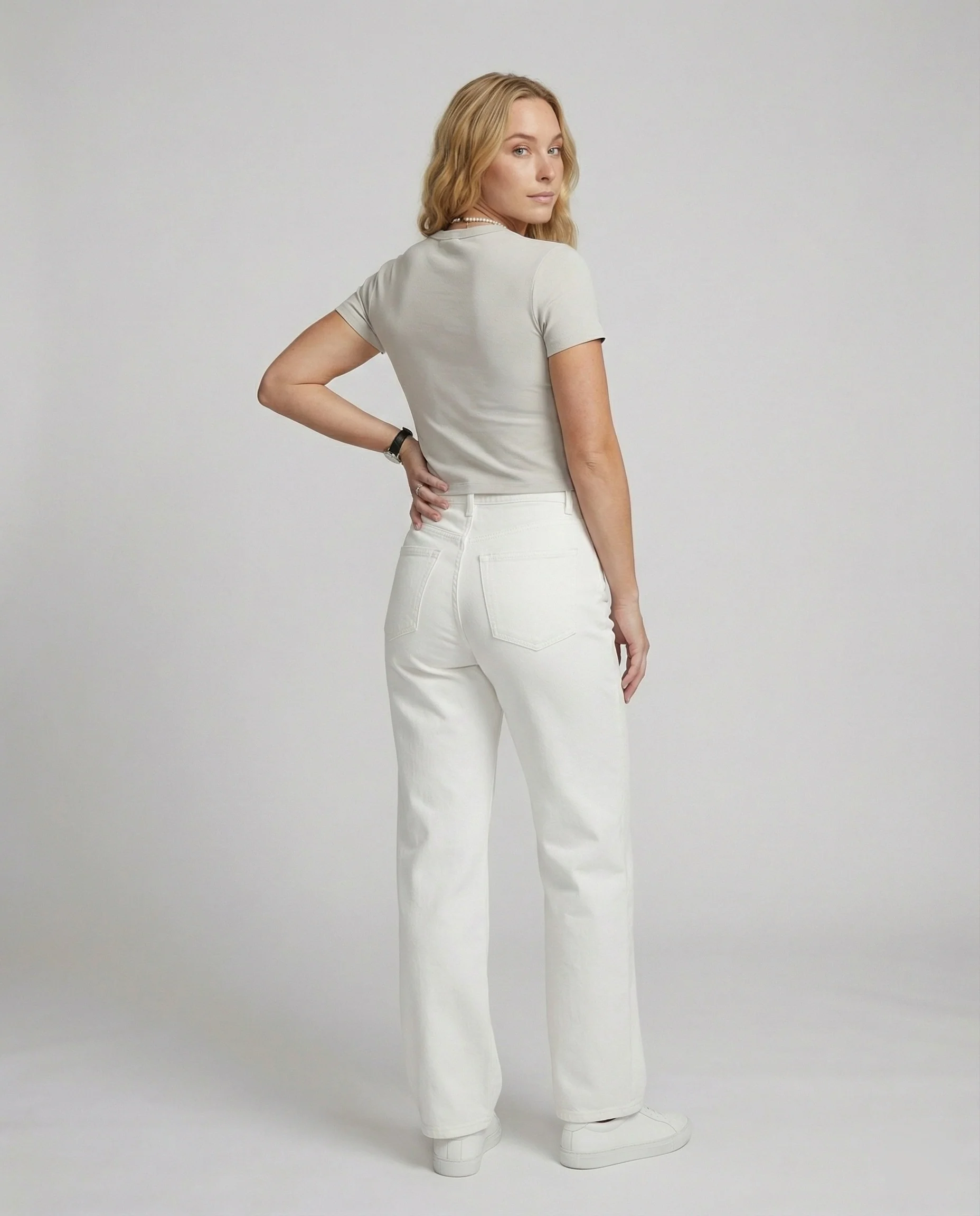 Körpernahes Damen T-Shirt aus Langstapel-Baumwolle mit Rundhalsausschnitt Slim-Fit - Image 4
