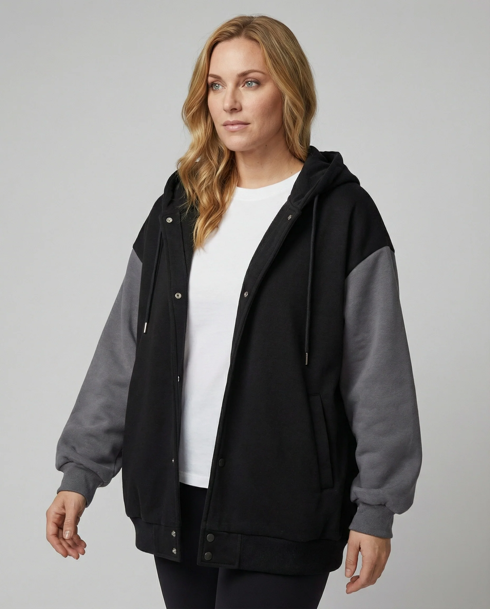 Oversize-Kapuzenjacke mit Druckknopfleiste, voluminösen Raglanärmeln und verdeckten Eingrifftaschen Heidi-Mode - Image 2